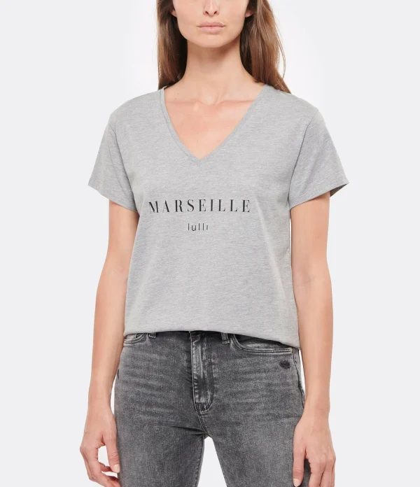 Tee-shirt Lulli Marseille Col V Coton Gris, Collaboration Jeanne Vouland X Lulli 4