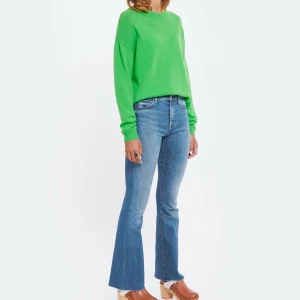 MOTHER Jean The Weekender Fray Denim A Groovy Kind Of Love 21